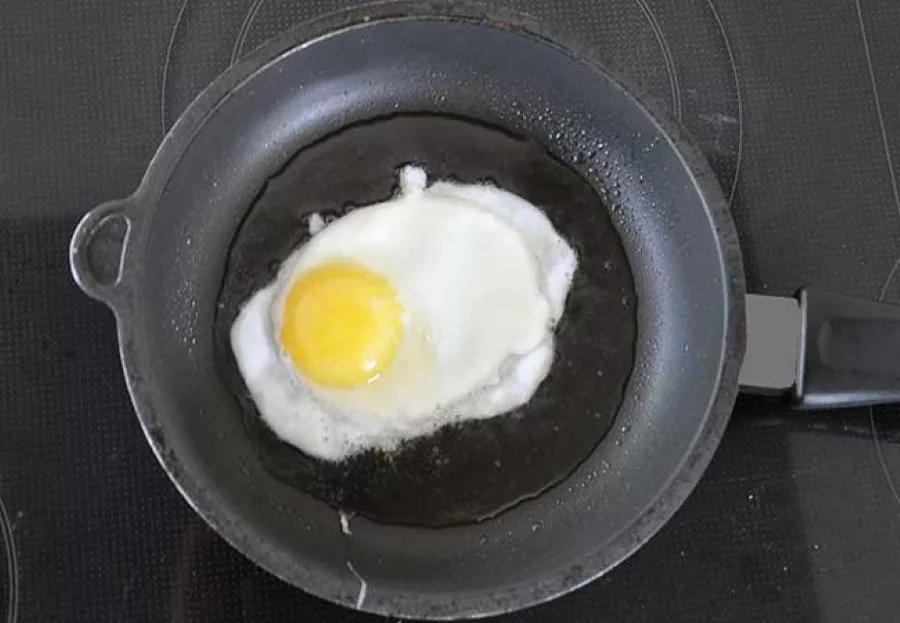 eggs in frying pan