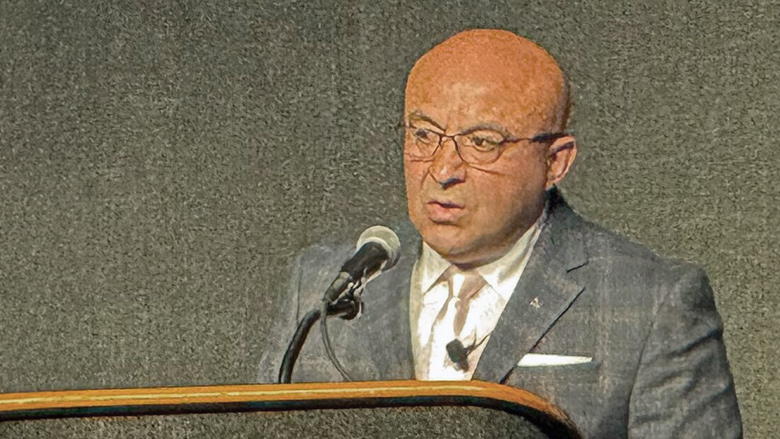 Bedri Erdem, chief technology officer at Rust-Oleum Corp. and RPM Consumer Group, delivers ACS keynote address