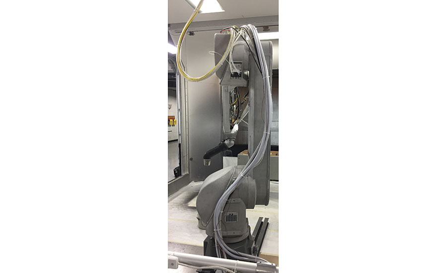 Recorable coax hoses on robot