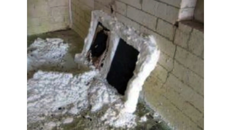 Failed primer test on panels shows the intumescent PFP coating has fallen away from the substrate