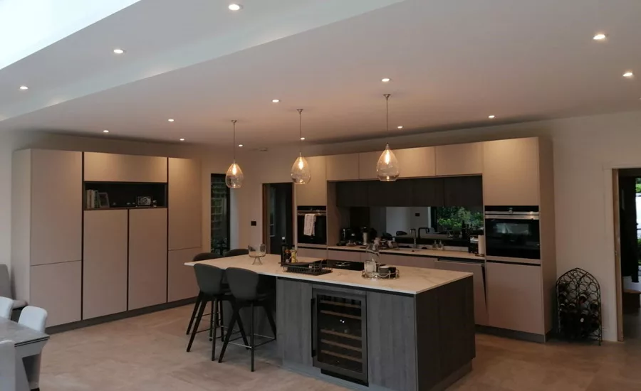 Contract Matt Emulsion from HMG Paints