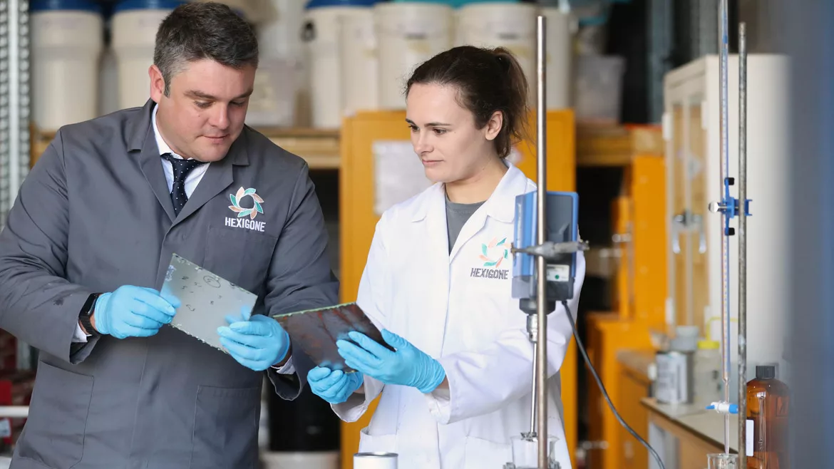 Image of Hexigone scientists in laboratory