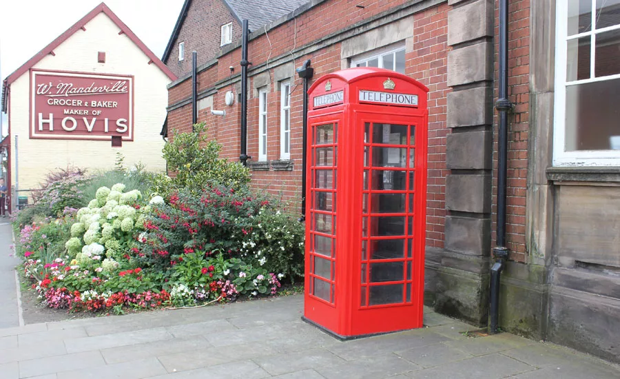 HMG Paints and phonebox