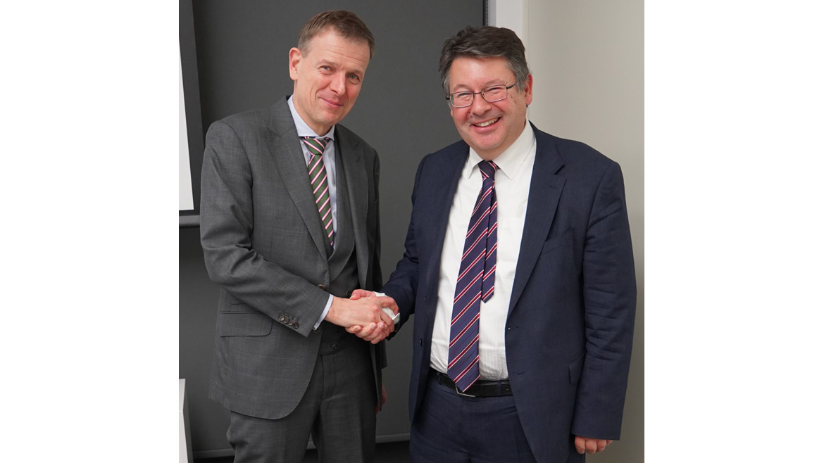 Photo of Dr. Rolf Kuropka, Managing Director of the KRAHN Group and Chairman of KRAHN Hellas S.A, and Yannis Protopapas, founder of Interactive S.A.